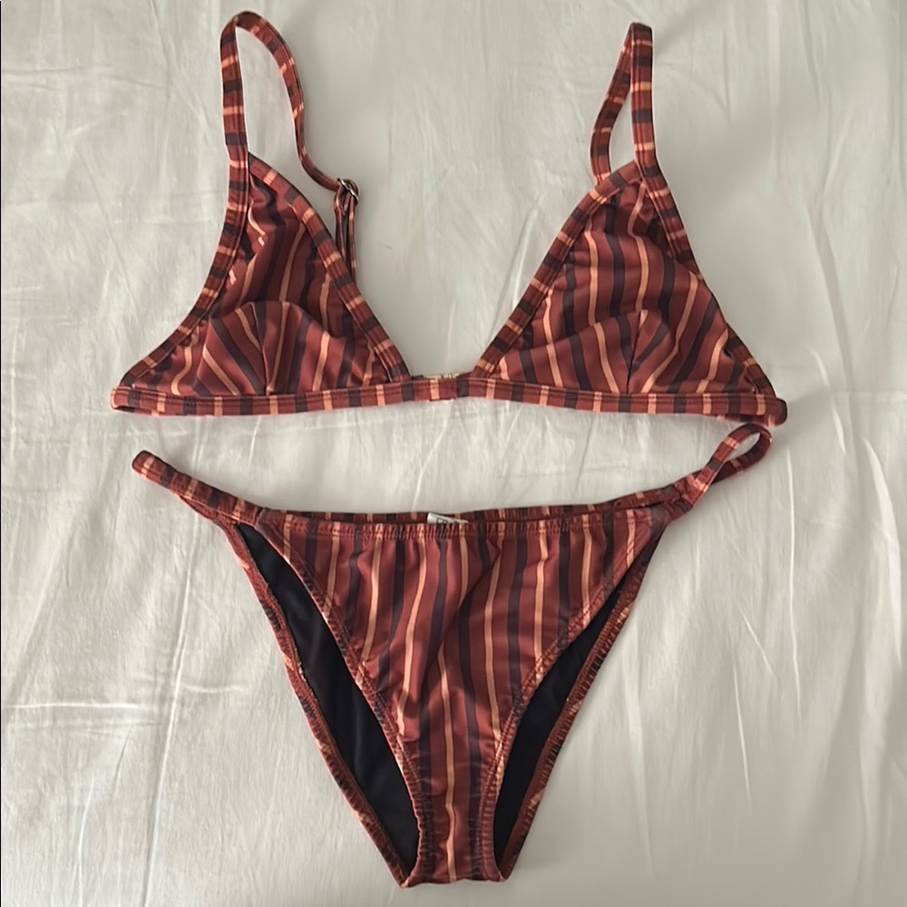 Abstract Pattern Triangle Bikini in Red Brown and Black
